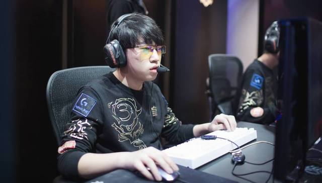 上的声誉加 上的声誉加