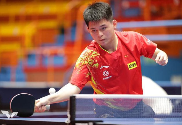 与球员交流 与球员交流